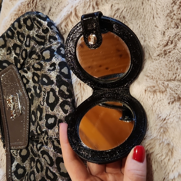 Coach Leopard Print Wrislet & Compact Mirror - Picture 2 of 6